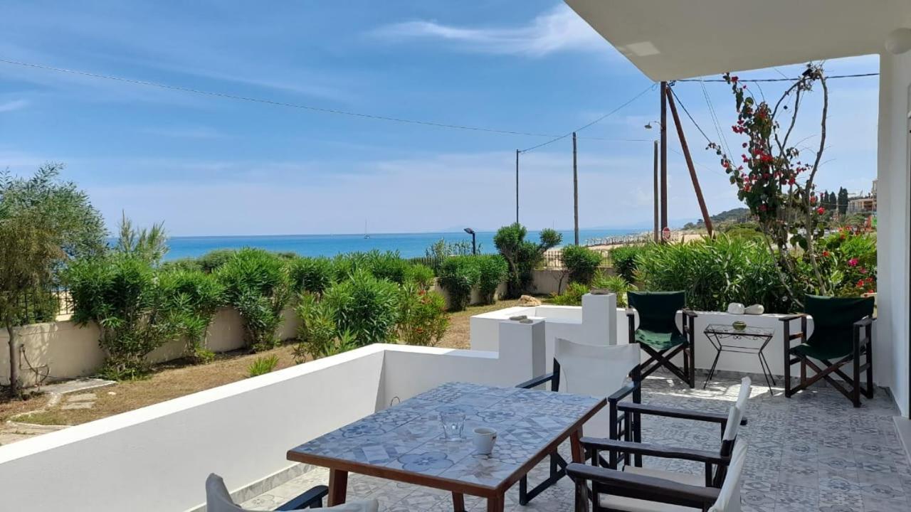 Ferienhaus Beachfront Oleanders House In Skala *